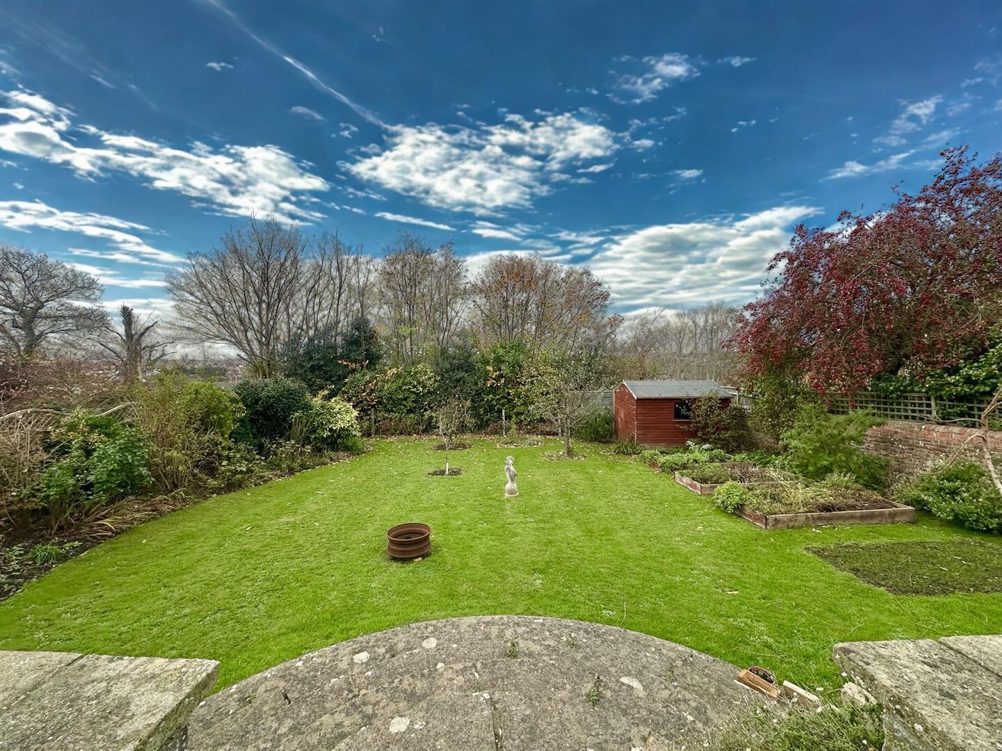 3 bed property in Millfield Rise, Bexhill-On-Sea